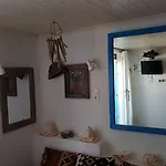 Paradiso Plaka (Milos)